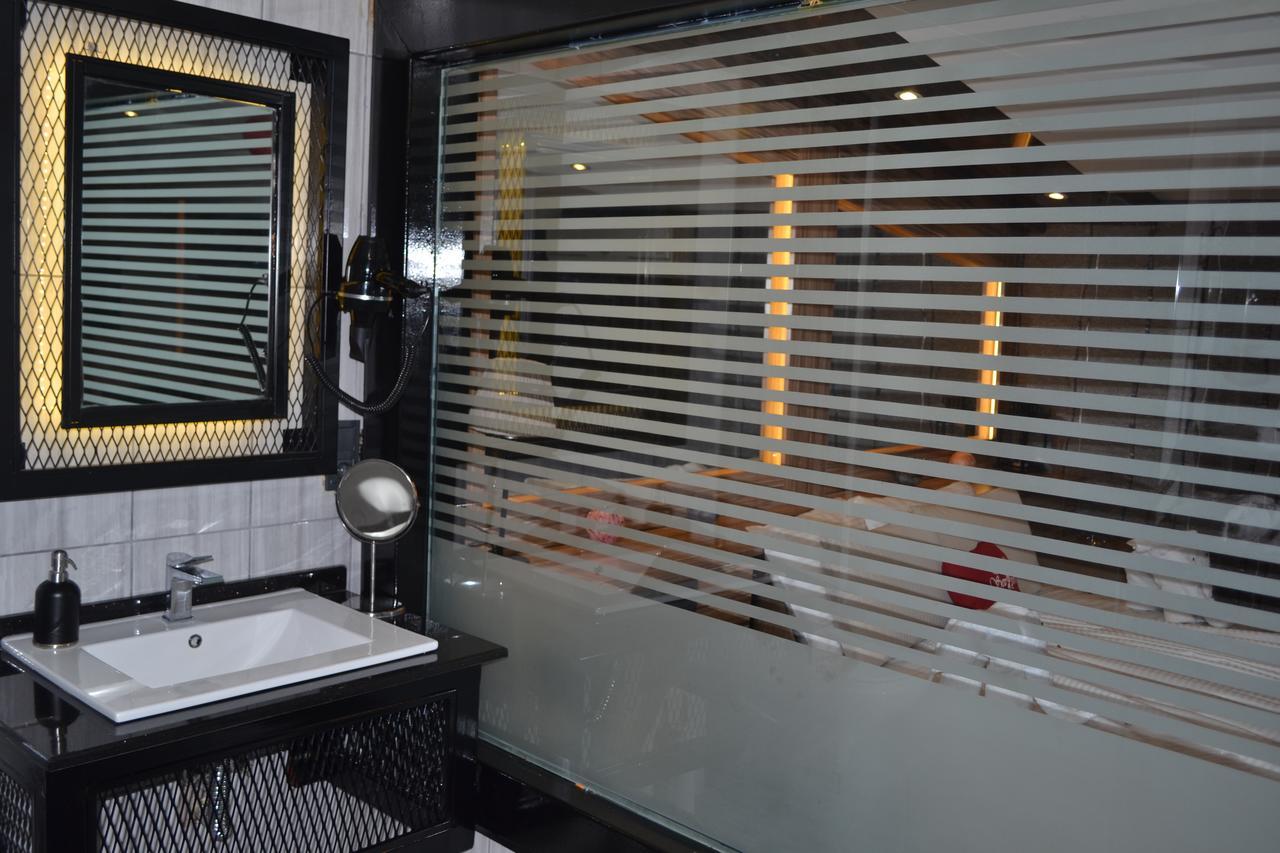 Gumus Palace Suites Isztambul Kültér fotó